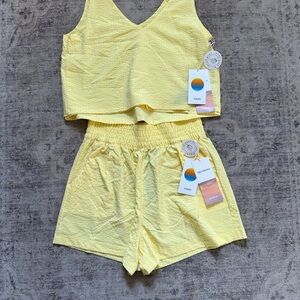 Vuori Yellow Shorts Set